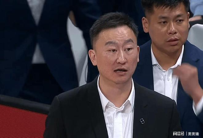 级青岛队主帅私生活引关注。j9国际站刘维伟离婚风波升(图3)